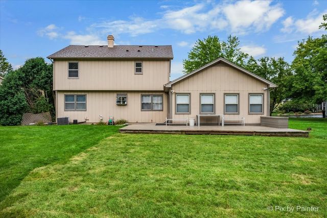 635 Pauline Court, Gilberts, IL 60136