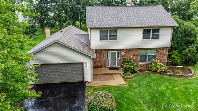635 Pauline Court, Gilberts, IL 60136
