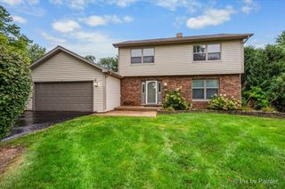 635 Pauline Court, Gilberts, IL 60136
