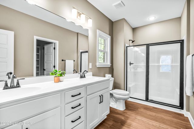 1004 Richwood Way, La Grange, KY 40031