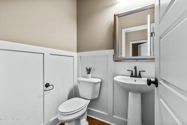 1004 Richwood Way, La Grange, KY 40031