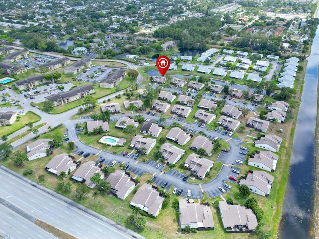1913 Abbey Road, West Palm Beach, FL 33415