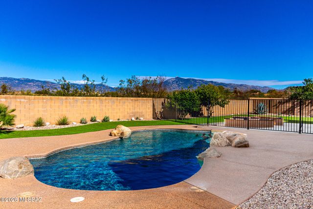 9393 S Via Bandera, Vail, AZ 85641