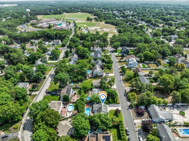 212 Yeoman Road, Manahawkin, NJ 08050
