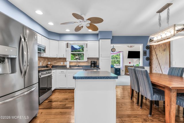 212 Yeoman Road, Manahawkin, NJ 08050