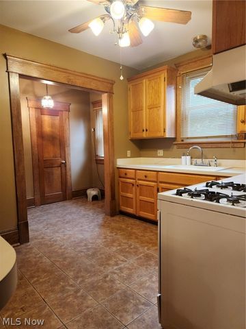 1227 Mcgregor Avenue NW, Canton, OH 44703