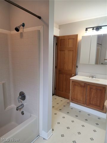 1227 Mcgregor Avenue NW, Canton, OH 44703