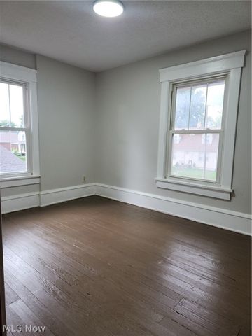 1227 Mcgregor Avenue NW, Canton, OH 44703