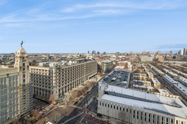 500 W Superior Street 1308, Chicago, IL 60654