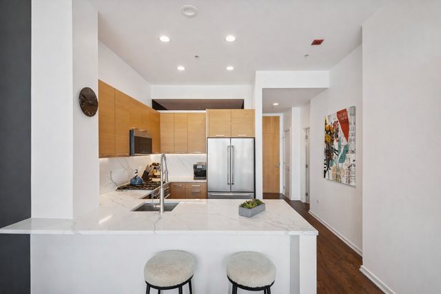 500 W Superior Street 1308, Chicago, IL 60654