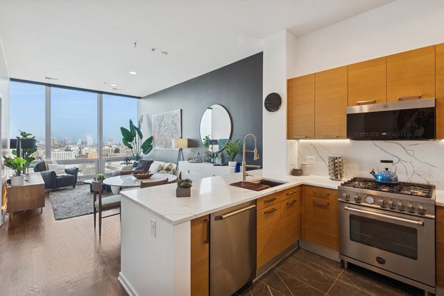 500 W Superior Street 1308, Chicago, IL 60654