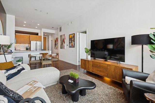 500 W Superior Street 1308, Chicago, IL 60654