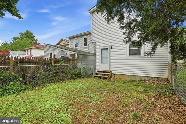 738 EDISON ST, York, PA 17403