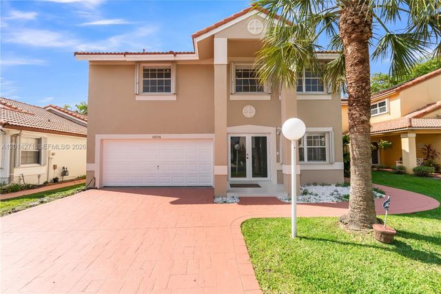 15174 SW 111th St, Miami, FL 33196