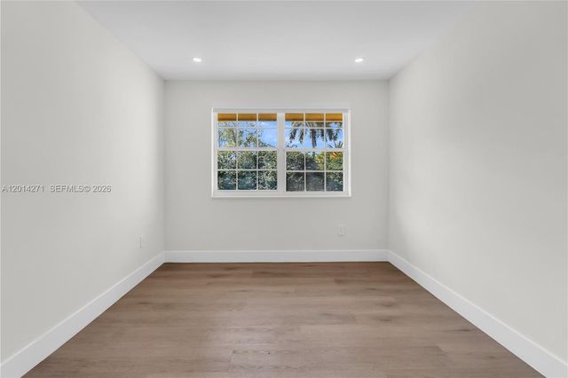 15174 SW 111th St, Miami, FL 33196