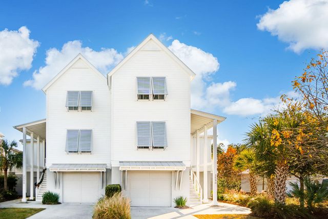 2590 Helmsman Road, Johns Island, SC 29455