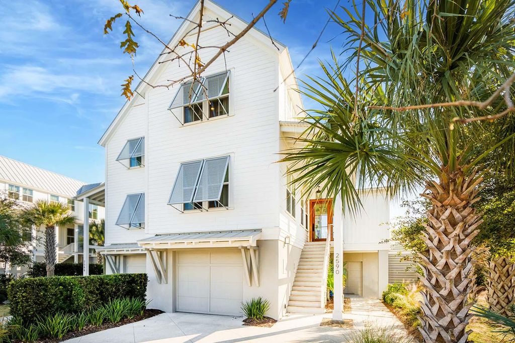 2590 Helmsman Road, Johns Island, SC 29455