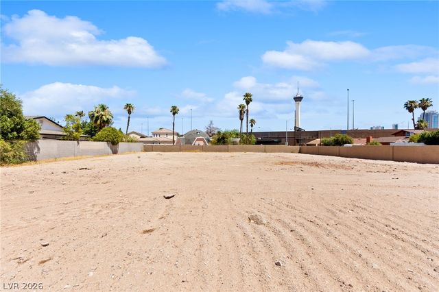 1629 Westwood Drive, Las Vegas, NV 89102