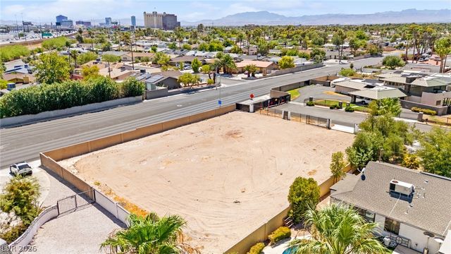 1629 Westwood Drive, Las Vegas, NV 89102