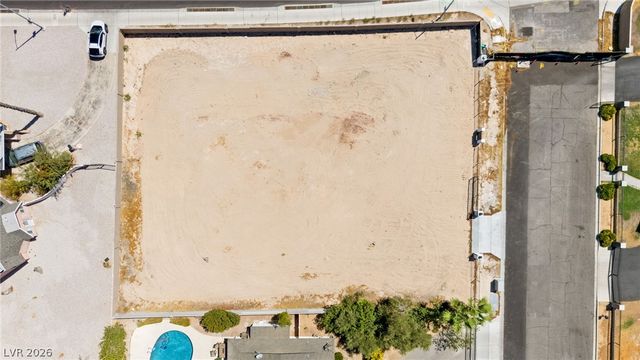 1629 Westwood Drive, Las Vegas, NV 89102