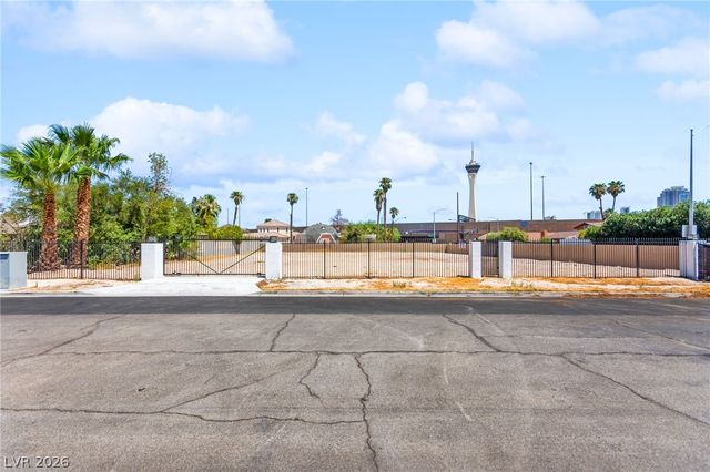 1629 Westwood Drive, Las Vegas, NV 89102