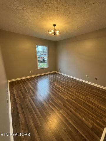 219 Burns St, Alcoa, TN 37701