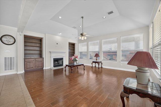 7529 Zinnia Lane, Forest Hill, TX 76140