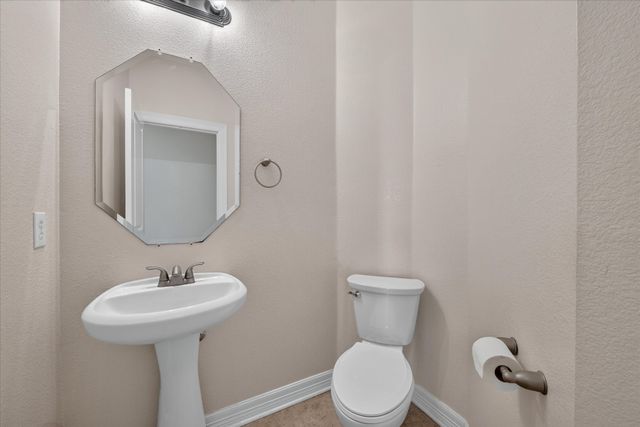 7529 Zinnia Lane, Forest Hill, TX 76140