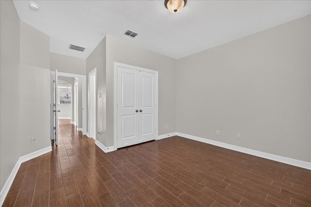 7529 Zinnia Lane, Forest Hill, TX 76140