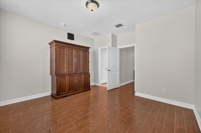 7529 Zinnia Lane, Forest Hill, TX 76140