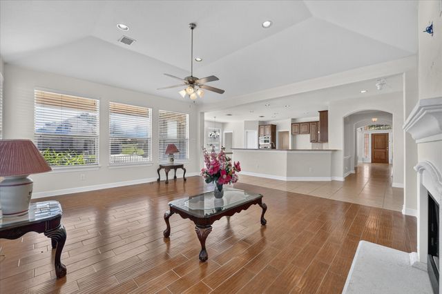 7529 Zinnia Lane, Forest Hill, TX 76140
