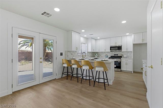 6010 Highland Gardens Drive, North Las Vegas, NV 89031