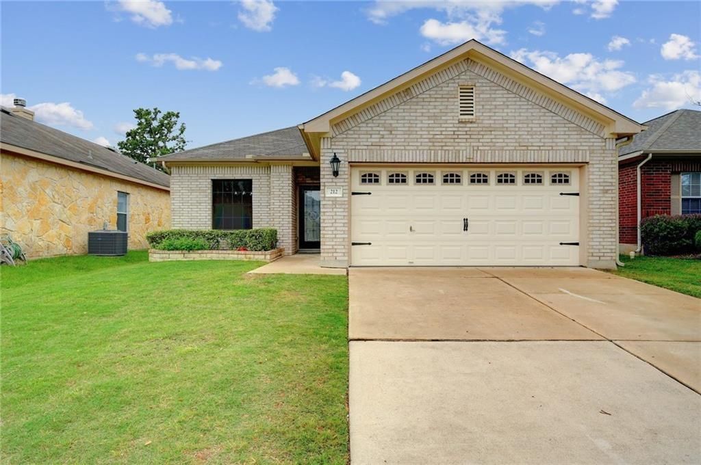 212 Housefinch LOOP, Leander, TX 78641