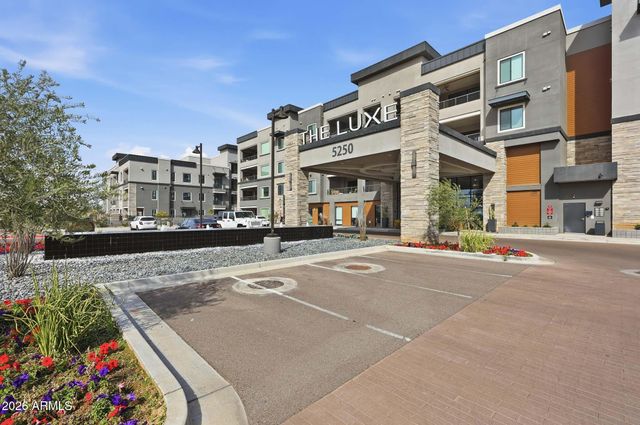 5250 E DEER VALLEY Drive 258, Phoenix, AZ 85054