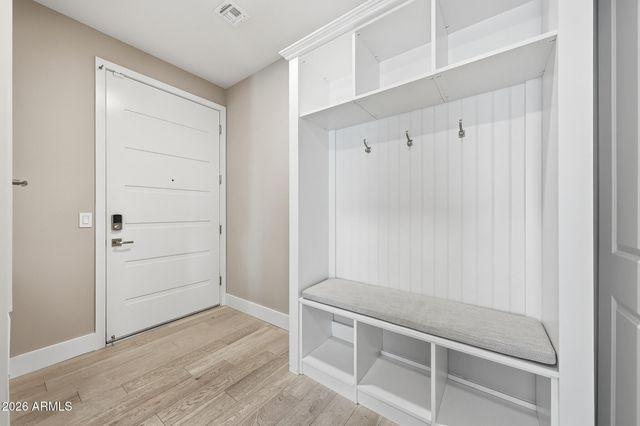 5250 E DEER VALLEY Drive 258, Phoenix, AZ 85054