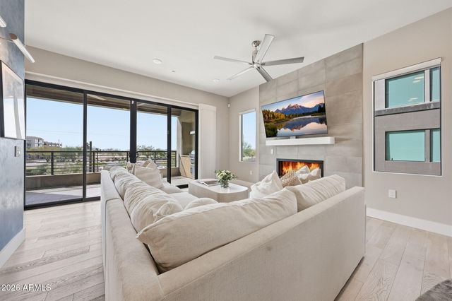 5250 E DEER VALLEY Drive 258, Phoenix, AZ 85054