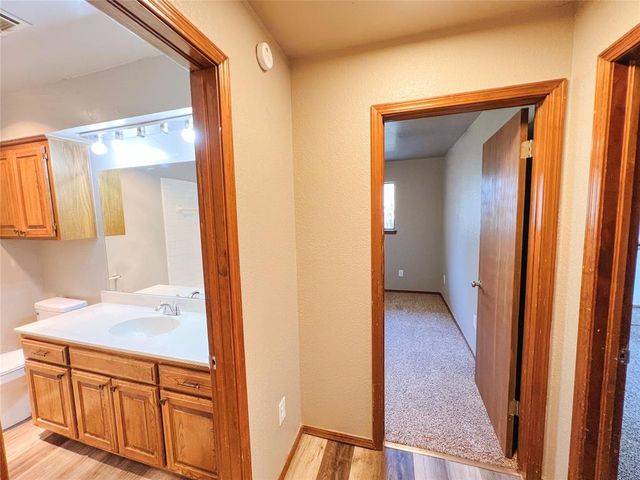213 Woodbridge Circle, Edmond, OK 73012
