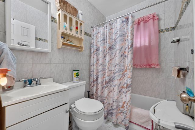 3111 NW 57th Street, Miami, FL 33142