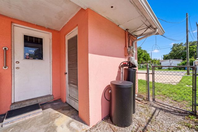 3111 NW 57th Street, Miami, FL 33142