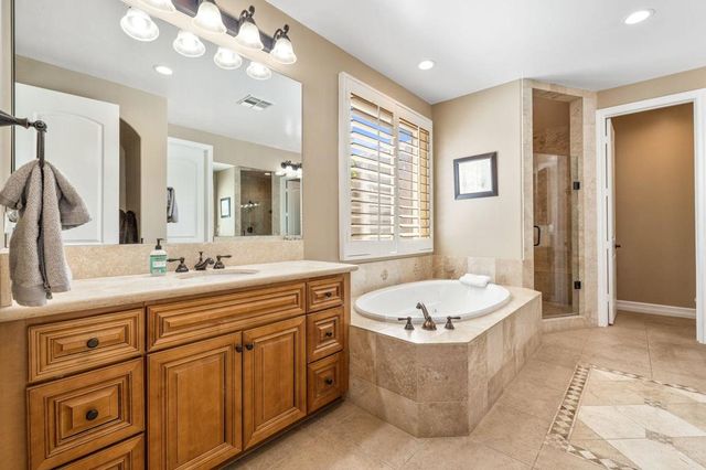 78702 Sophia Circle, Bermuda Dunes, CA 92203