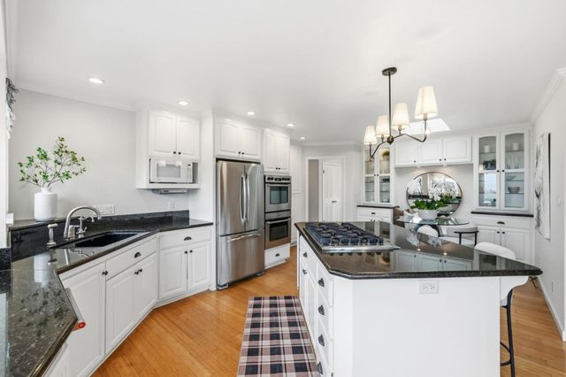 2780 Bromley Drive, San Carlos, CA 94070