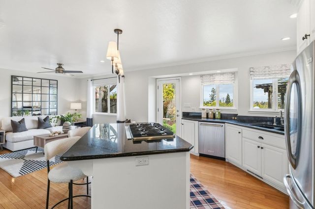 2780 Bromley Drive, San Carlos, CA 94070