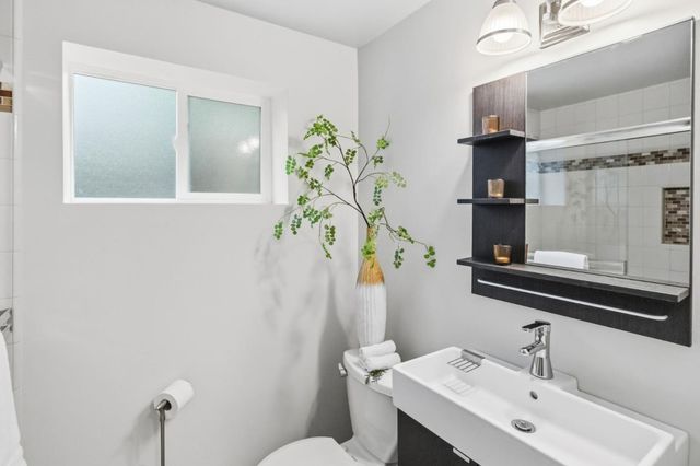 2780 Bromley Drive, San Carlos, CA 94070