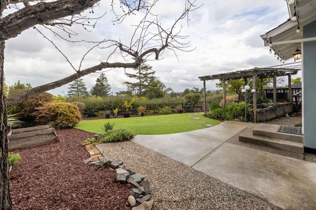 2780 Bromley Drive, San Carlos, CA 94070