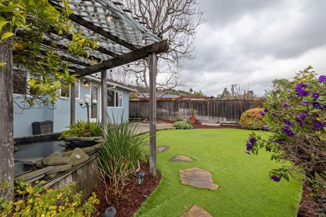 2780 Bromley Drive, San Carlos, CA 94070