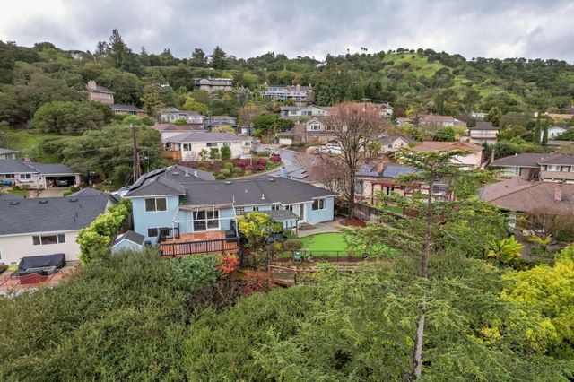 2780 Bromley Drive, San Carlos, CA 94070