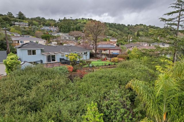 2780 Bromley Drive, San Carlos, CA 94070