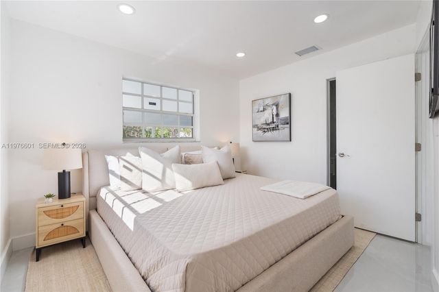 1360 SW 6th Ter, Deerfield Beach, FL 33441