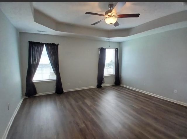 213 Meadowbrook Dr, Shelbyville, TN 37160