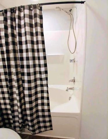 213 Meadowbrook Dr, Shelbyville, TN 37160